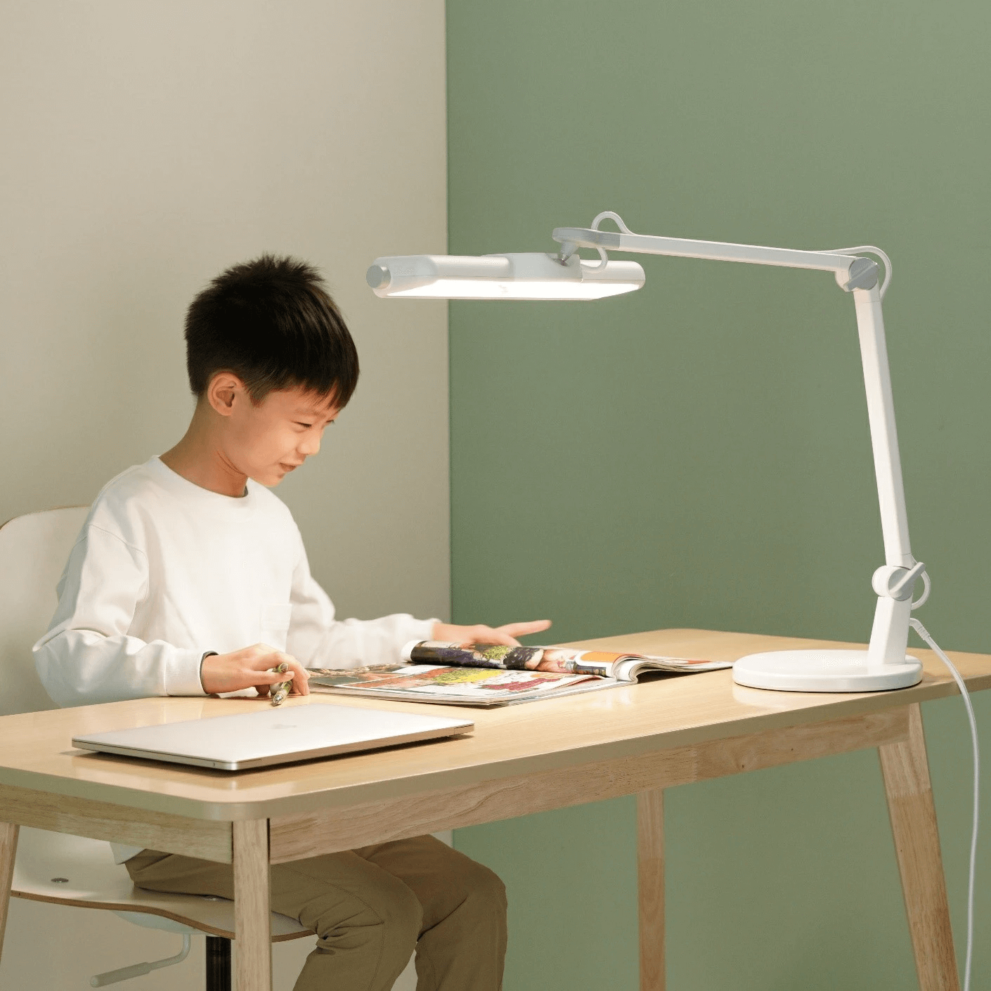 BenQ Mind Duo 2  デスクライト