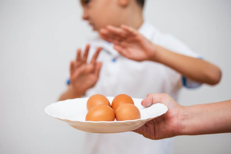 卵を嫌がる子ども