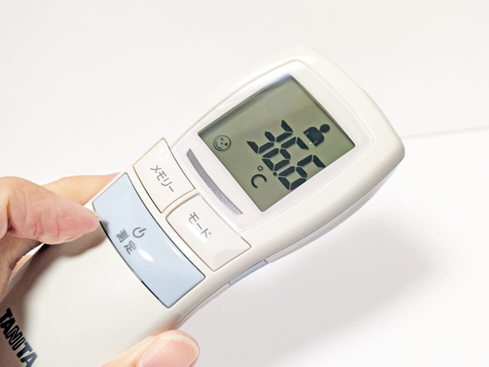 タニタ非接触体温計BT-543